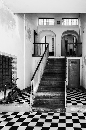 a peak into an apartment buidling