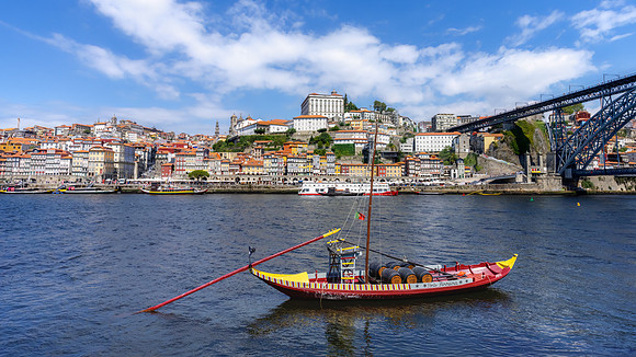 Cais da Ribeira, the riverfront promenade