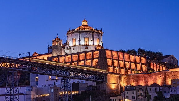 Pont de Dom Luis at sunrise