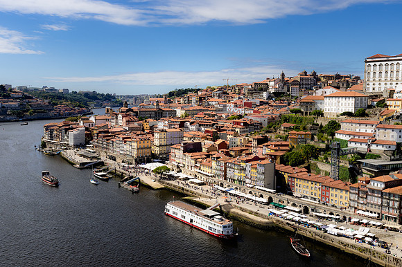 Cais da Ribeira, the riverfront promenade